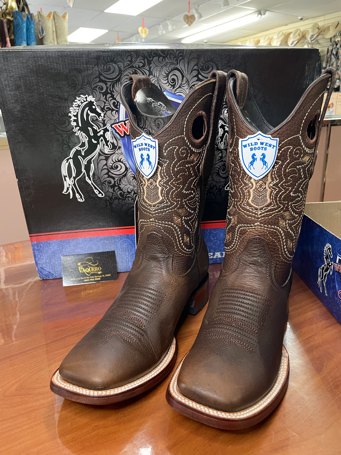 824 Wide Square Toe Rage Boot