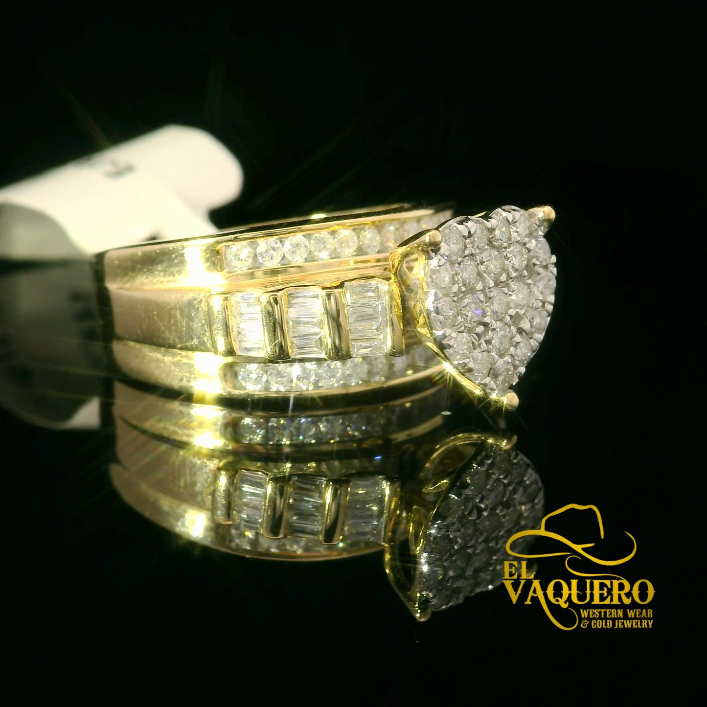 14K Gold Heart-Shaped Diamond Cluster Ring