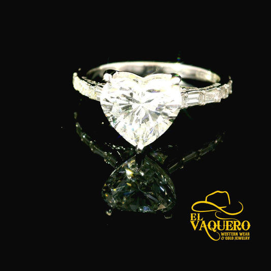 14K Gold Heart-Cut Solitaire CVD Diamond Engagement Ring