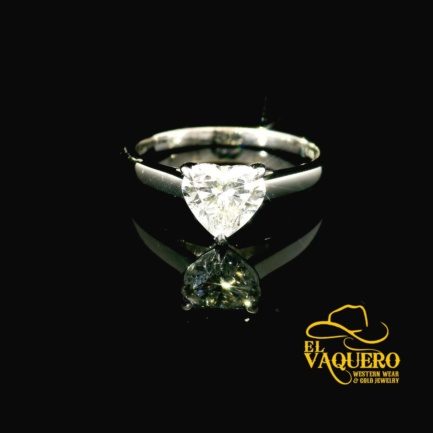 14K Gold Heart-Cut Solitaire CVD Diamond Engagement Ring