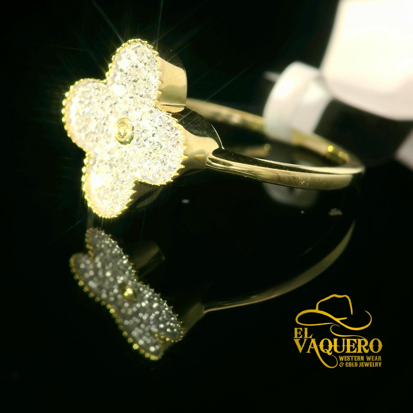 14K Gold Petite Clover Diamond Ring
