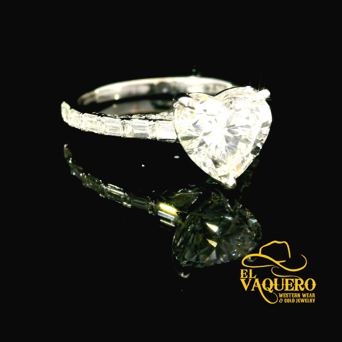 14K Gold Heart-Cut Solitaire CVD Diamond Engagement Ring